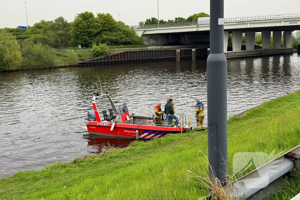 Meerdere brandweer eenheden ingezet voor brand in loods