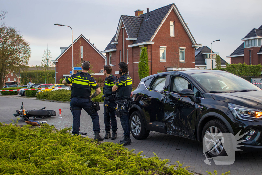 Motorrijder zwaargewond bij botsing met automobilist