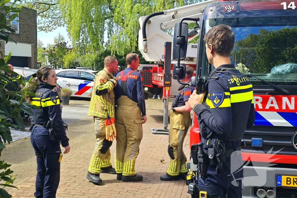 Brand in schoorsteen snel onder controle