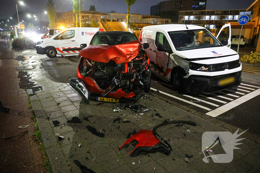 Drie beveiligingsauto's betrokken bij ongeval