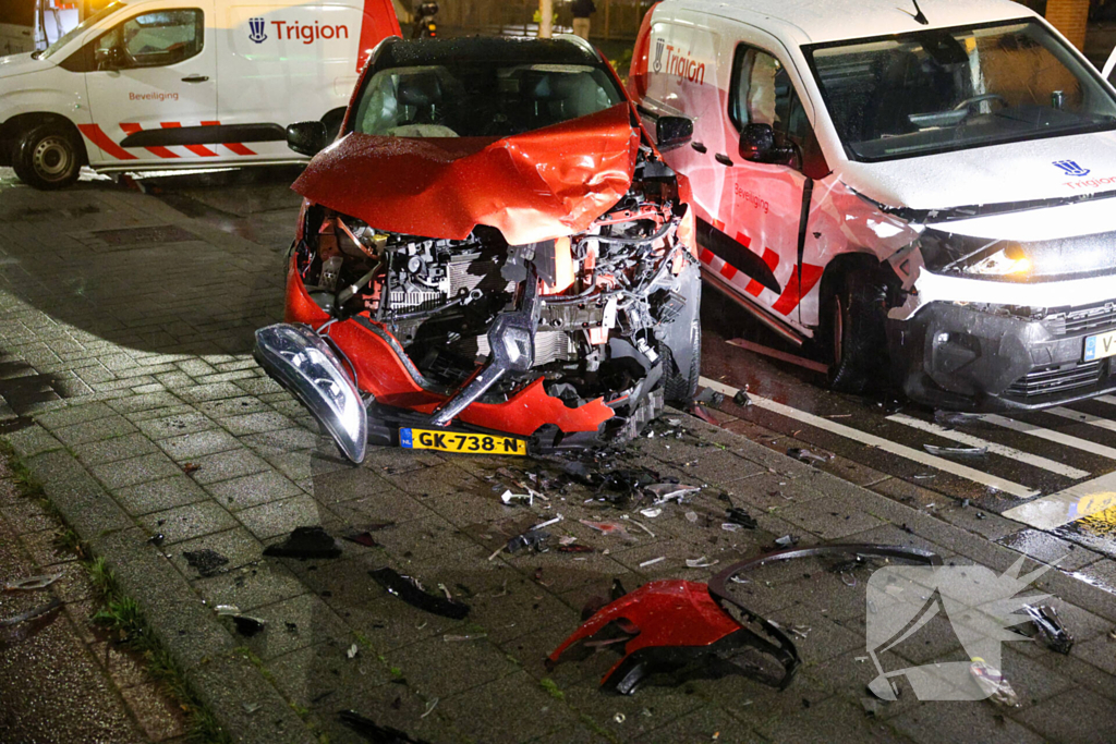 Drie beveiligingsauto's betrokken bij ongeval