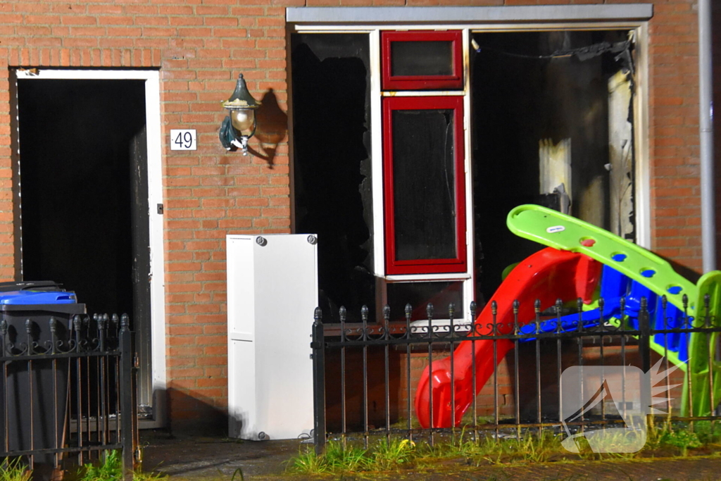 Politie start onderzoek naar woningbrand
