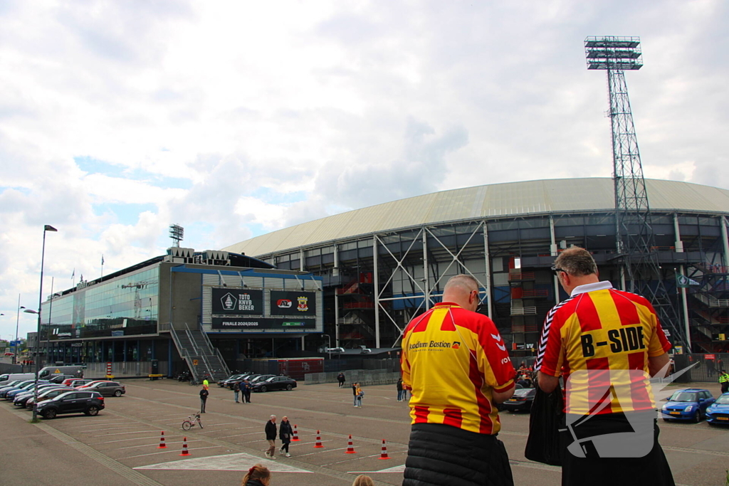 Spanning bij supporters voor bekerfinale