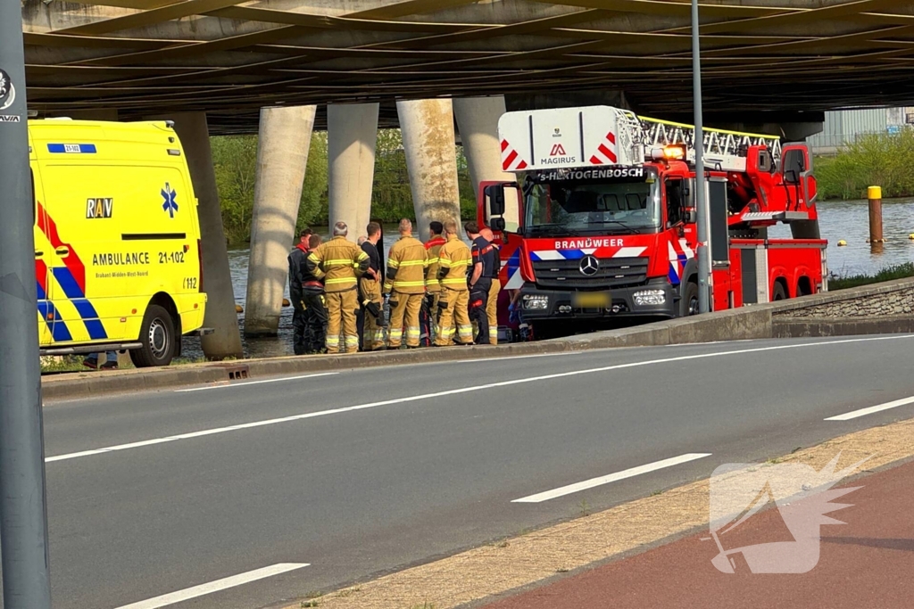 Persoon raakt te water en overlijd