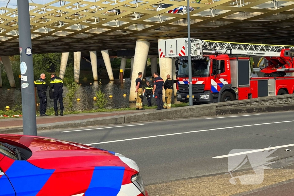 Persoon raakt te water en overlijd