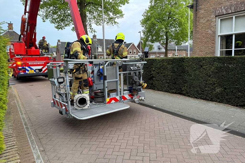 Brandweer ingezet voor schoorsteenbrand