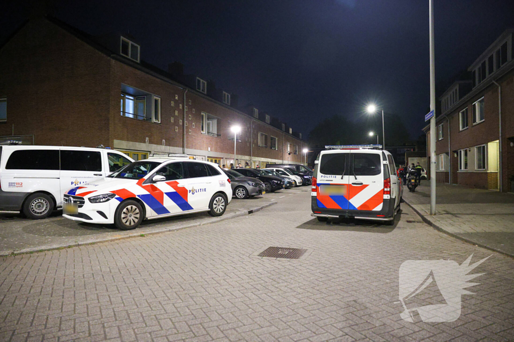 Explosie bij brievenbus woning