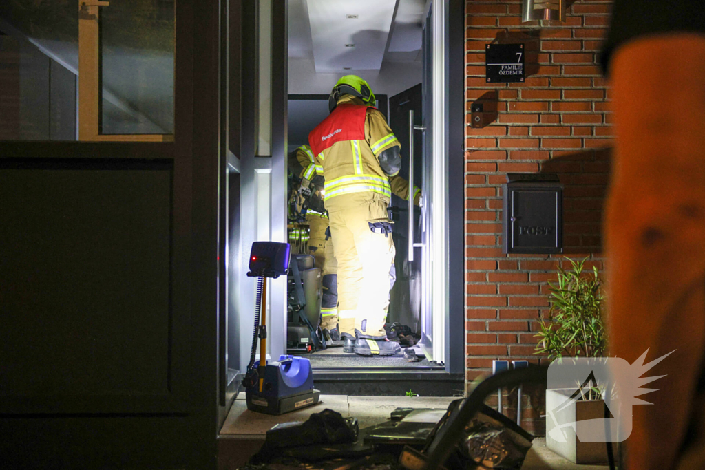 Kind onder behandeling na brand in meterkast