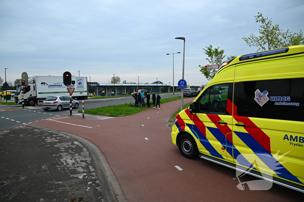 Persoon op fiets gewond bij aanrijding