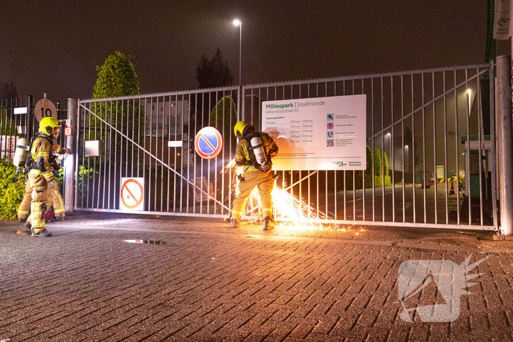 Hulpdiensten worstelen met toegang tot brand