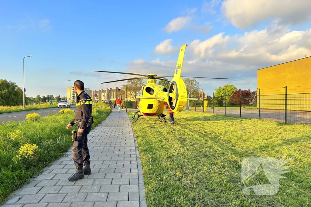 Persoon belandt onderaan dijk bij ongeval