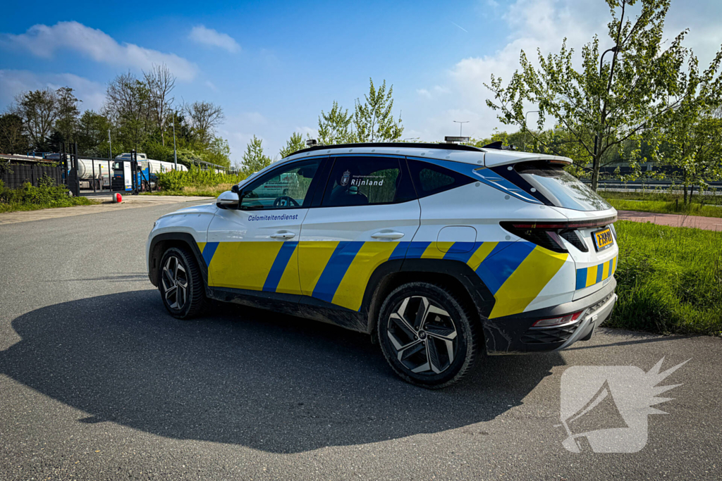 Groot onderzoek naar aantreffen fiets met kleding langs waterkant