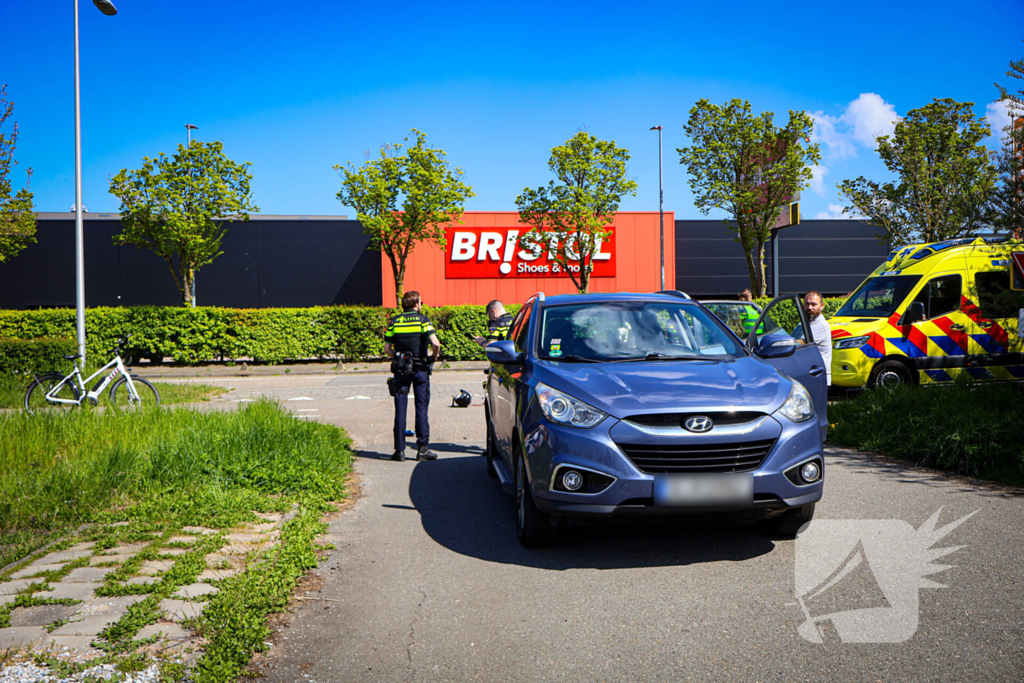 Scooterrijder gewond bij aanrijding met automobilist