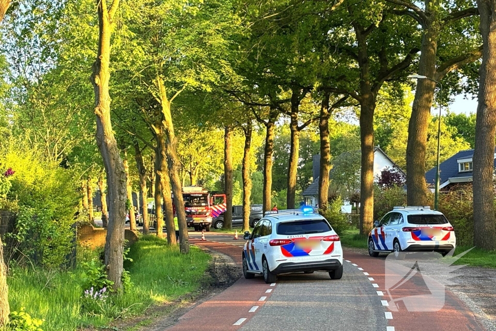 Jong kind aangereden en overleden op oprit