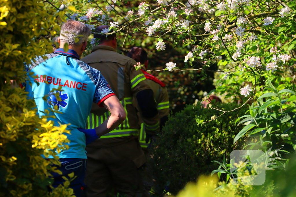 Man komt vast te zitten met voet in vlonder
