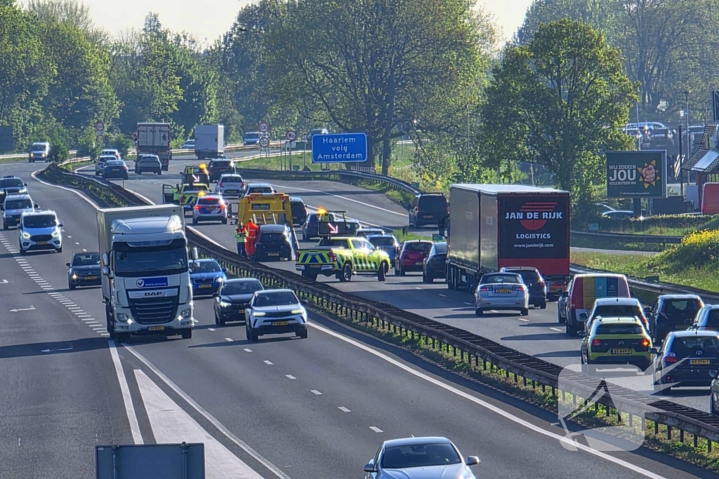 Ongeluk veroorzaakt verkeersopstoppingen