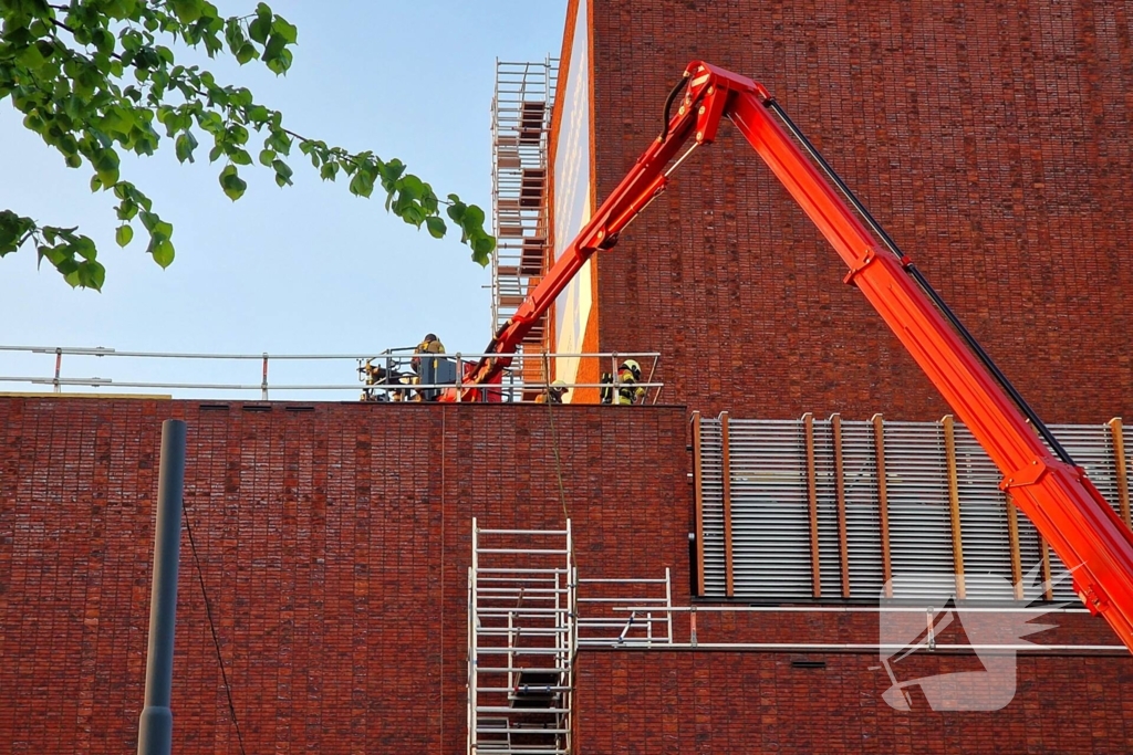 Brandweer ingezet voor brand op een theatergebouw