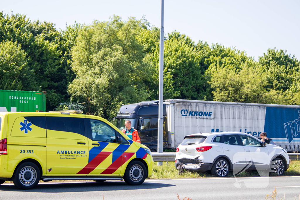 Kop-staart aanrijding op snelweg