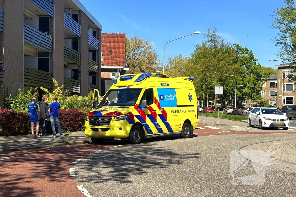 Scootmobieler in botsing met auto