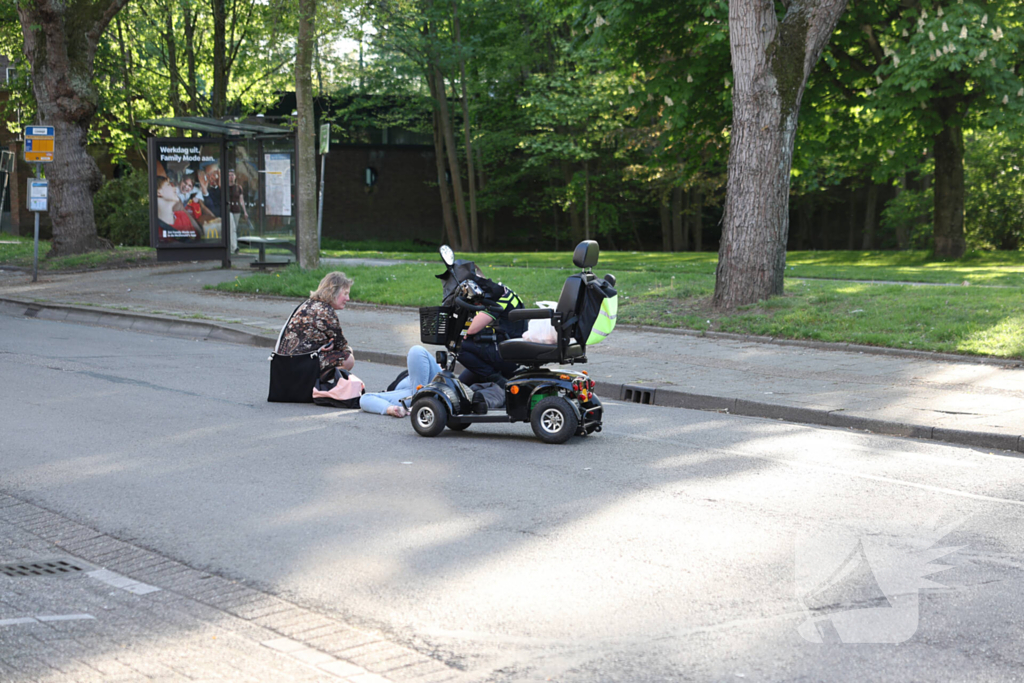 Fatbiker laat gewonde scootmobieler op straat liggen