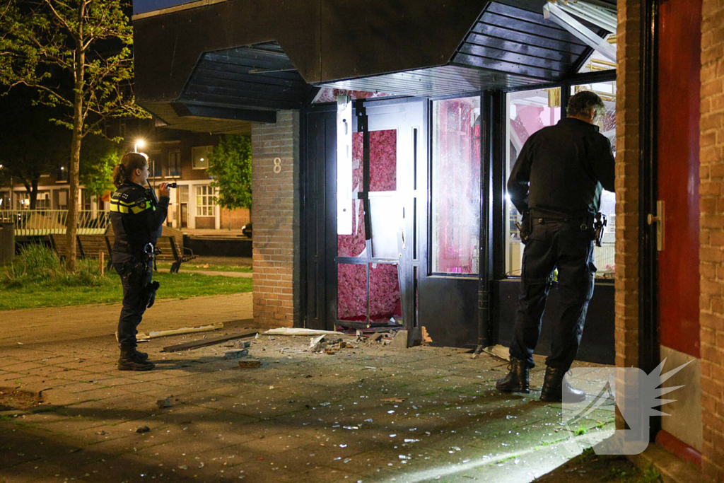 Hevige explosie veroorzaakt schade aan restaurant