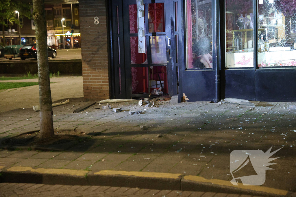 Hevige explosie veroorzaakt schade aan restaurant