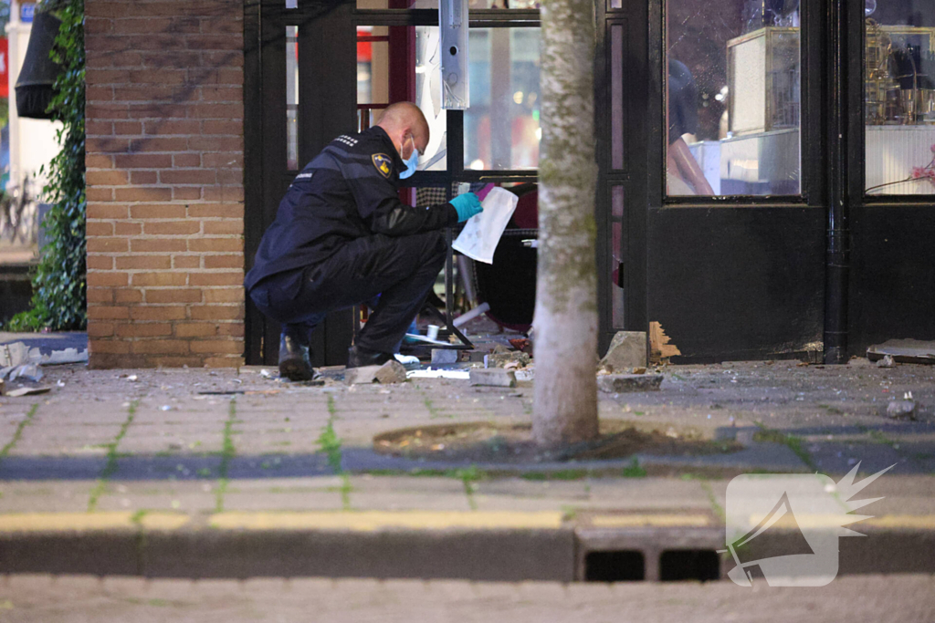 Hevige explosie veroorzaakt schade aan restaurant