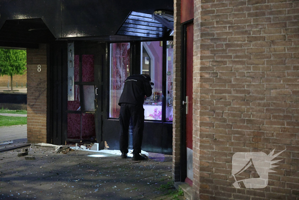 Hevige explosie veroorzaakt schade aan restaurant