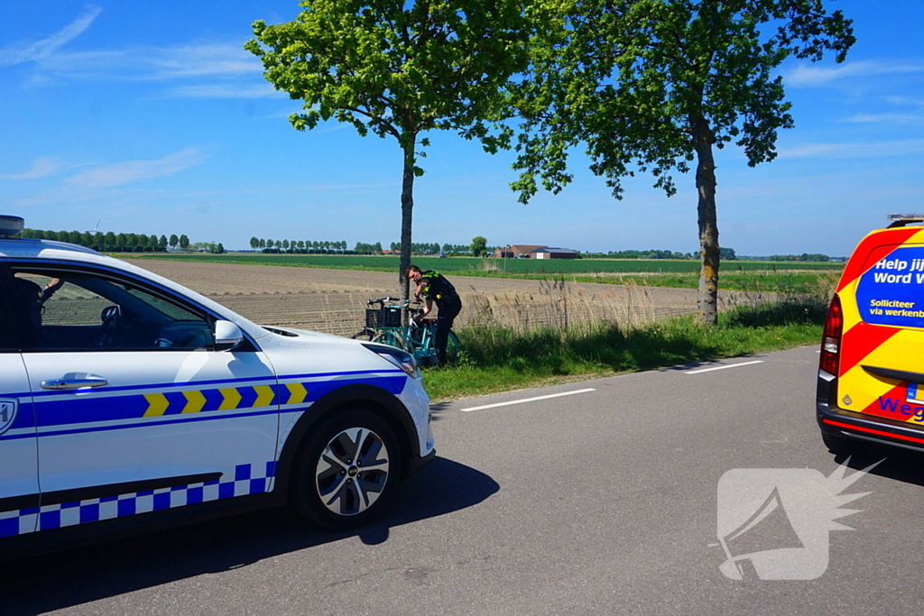 Kind valt van fiets en raakt gewond