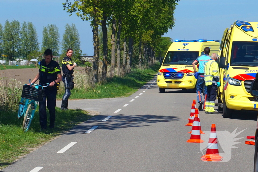 Kind valt van fiets en raakt gewond