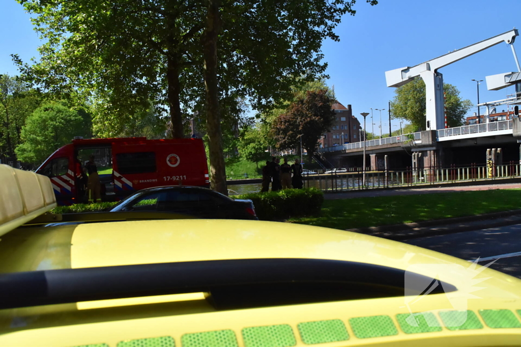 Hulpdiensten ingezet na melding persoon te water