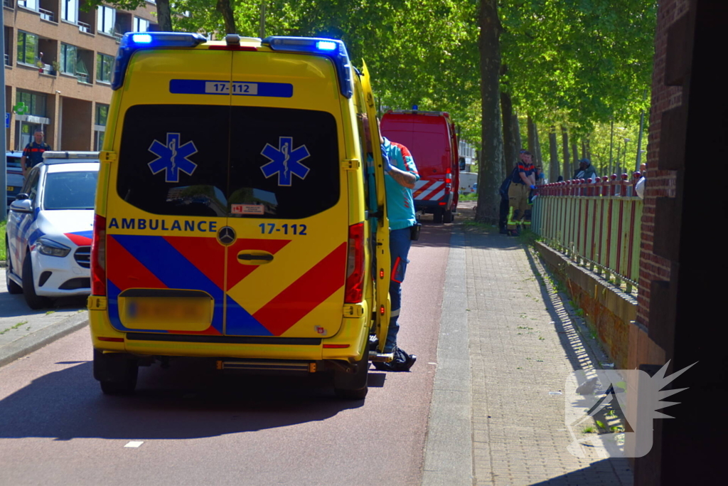 Hulpdiensten ingezet na melding persoon te water