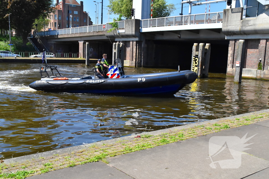 Hulpdiensten ingezet na melding persoon te water