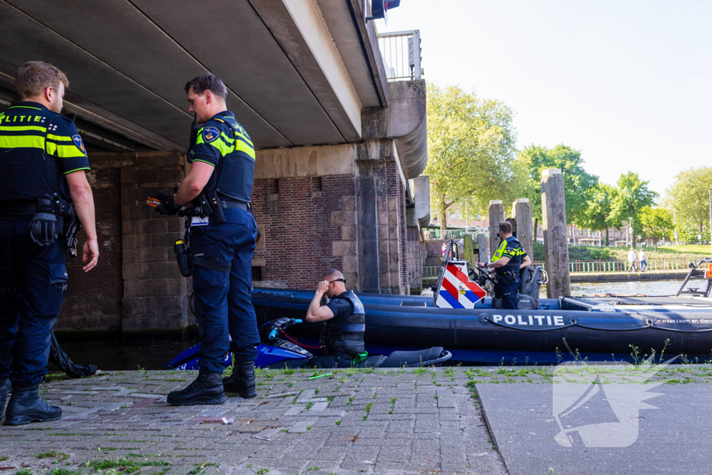 Hulpdiensten ingezet na melding persoon te water