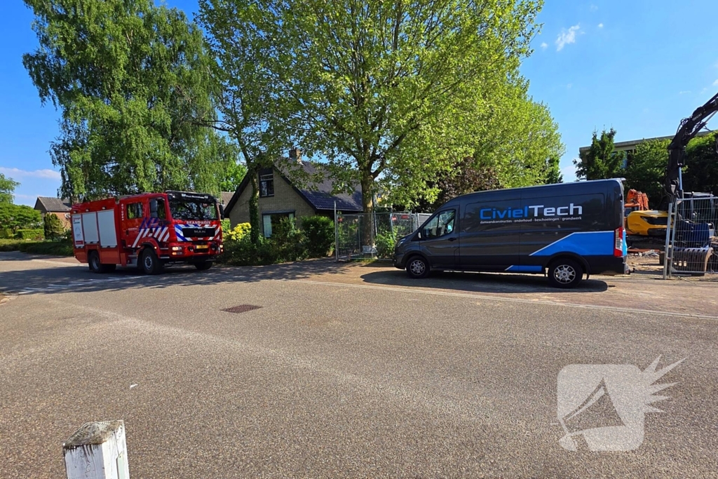 Brandweer verricht metingen vanwege gaslekkage, woning ontruimd