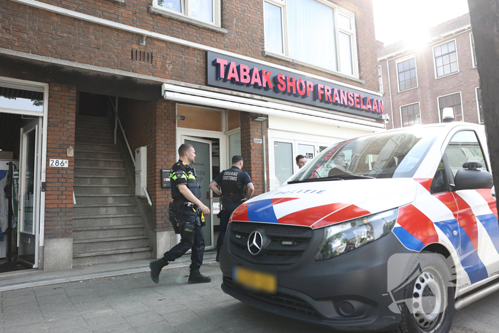 Illegale sigaretten, vapes en verboden medicatie aangetroffen tijdens controle