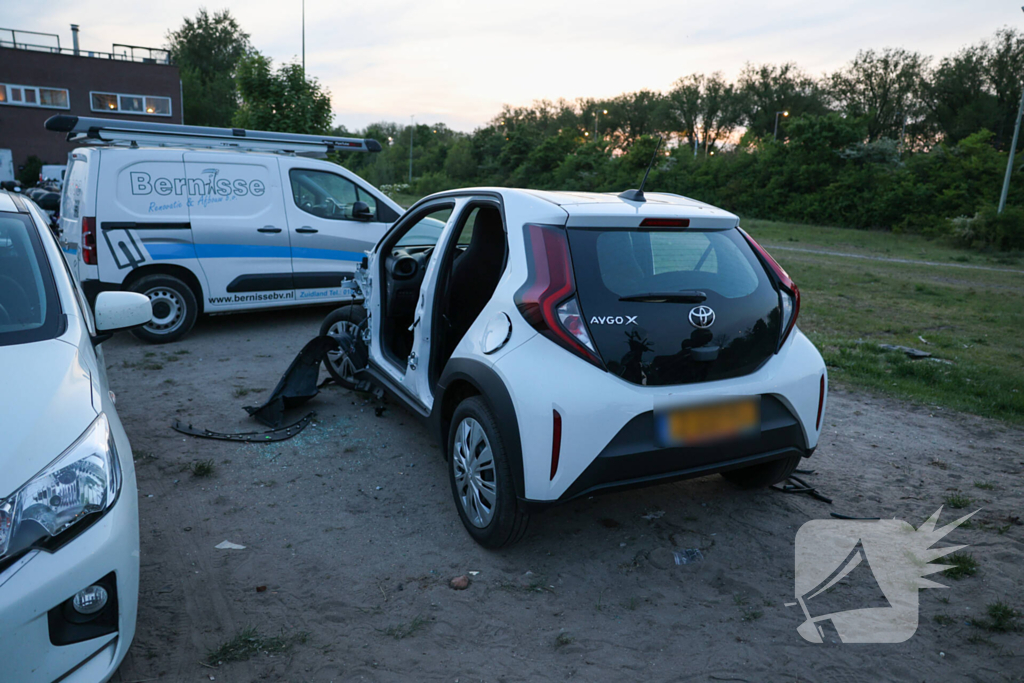Auto van huurbedrijf aangetroffen