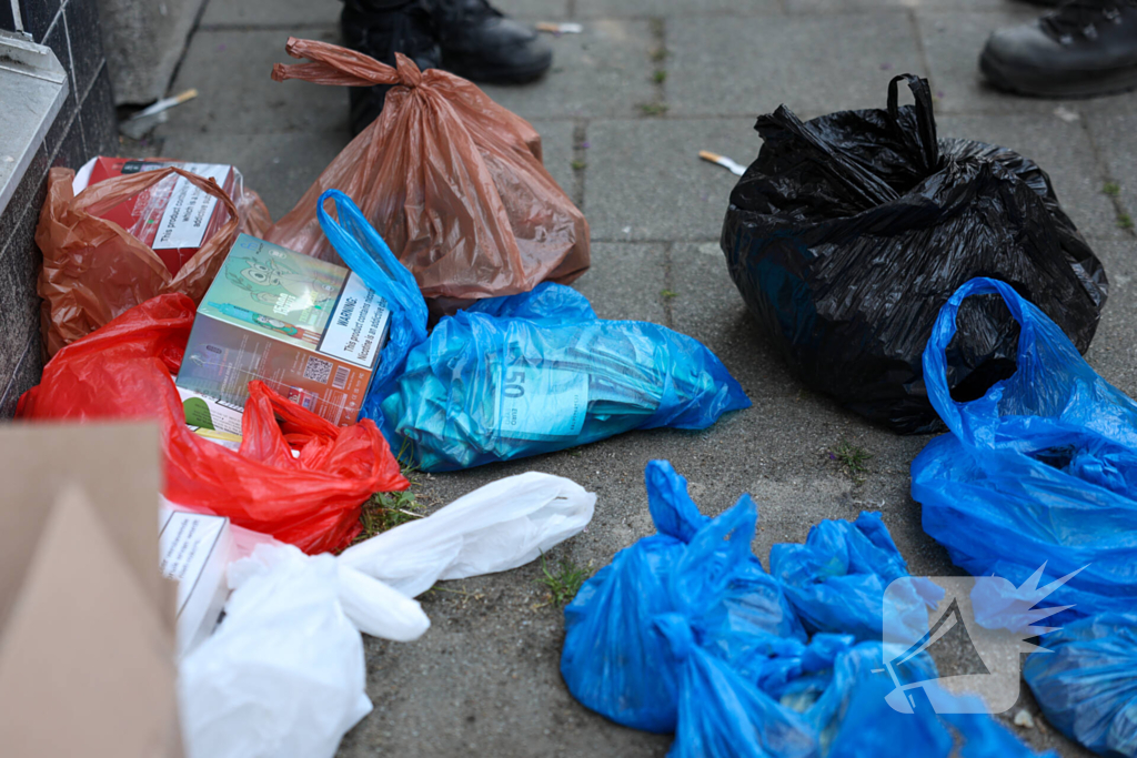 Illegale sigaretten en contant geld aangetroffen