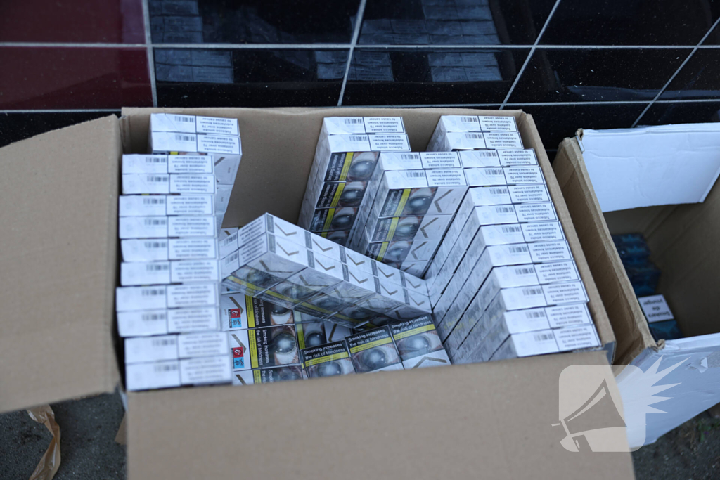 Illegale sigaretten en contant geld aangetroffen