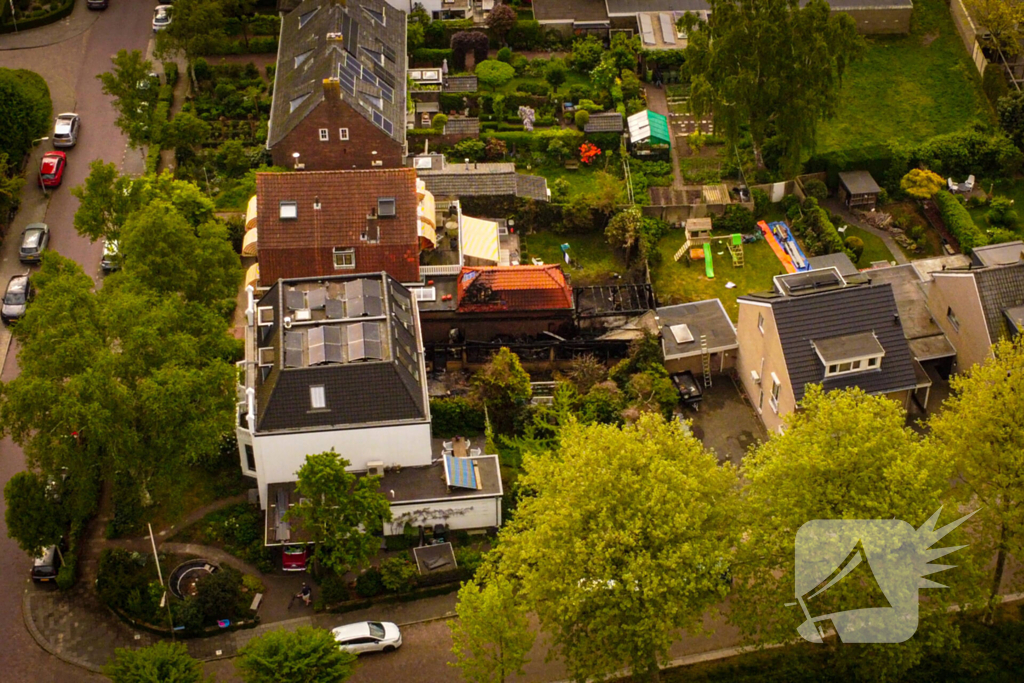 Schade bij daglicht goed te zien na grote nachtelijke brand