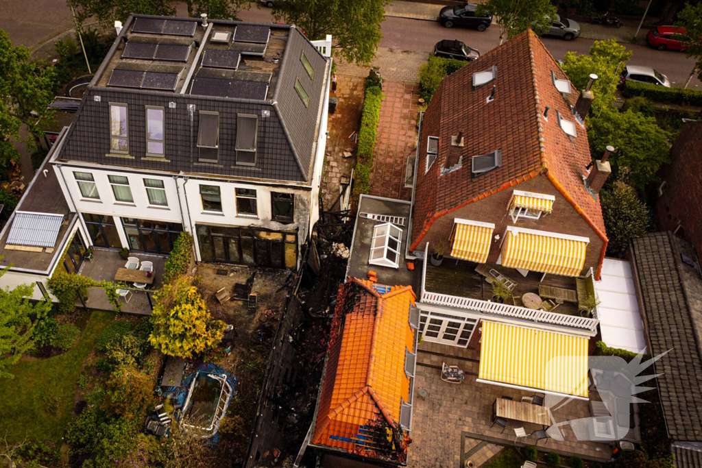 Schade bij daglicht goed te zien na grote nachtelijke brand