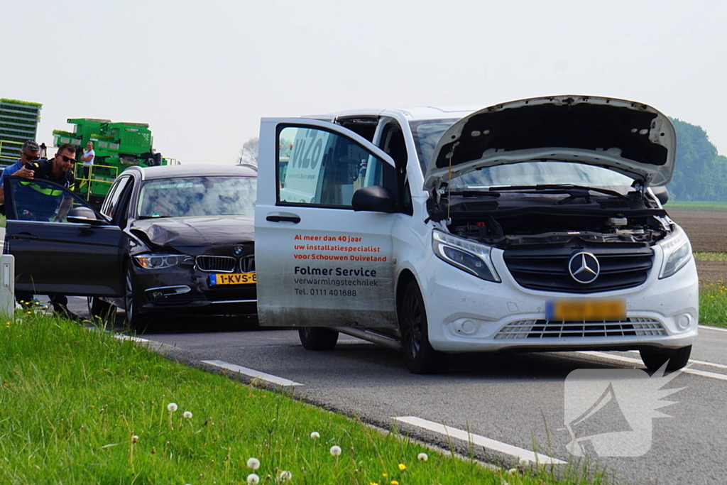 Twee automobilisten op elkaar gebotst