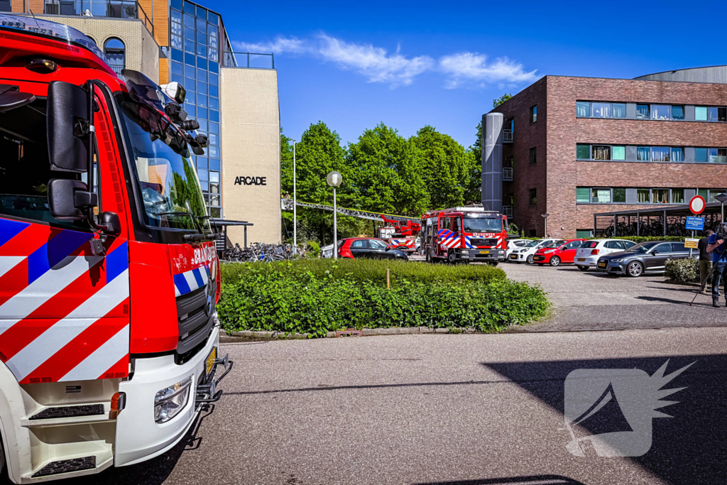 Uitslaande brand in appartementencomplex leidt tot grote schade