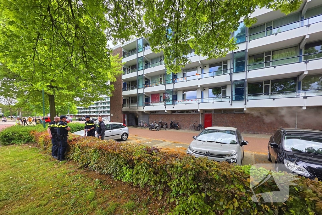 Veel rookontwikkeling bij brand in kelderbox