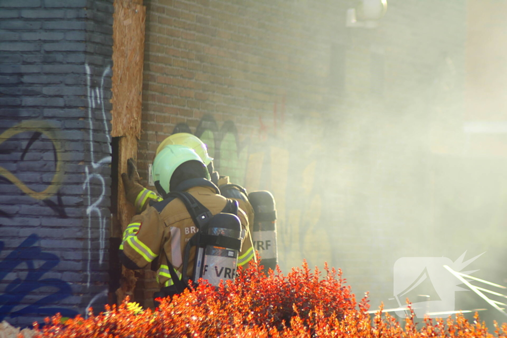 Rookontwikkeling bij brand in slooppand