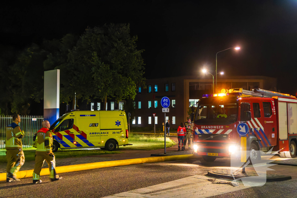 Grote uitslaande brand in loods