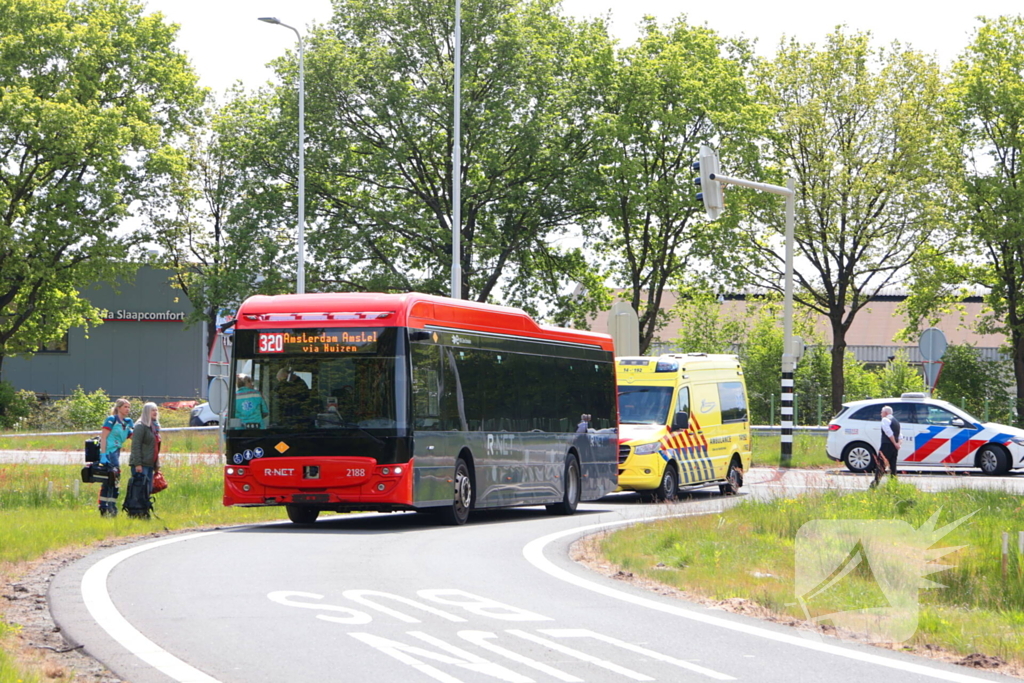Ongeval tussen auto en lijnbus