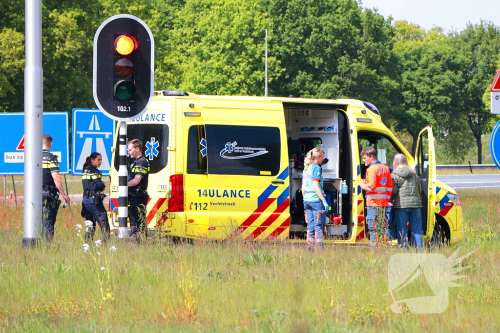 Ongeval tussen auto en lijnbus