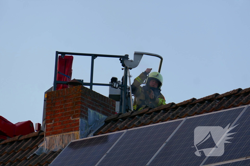 Brandweer ingezet voor schoorsteenbrand