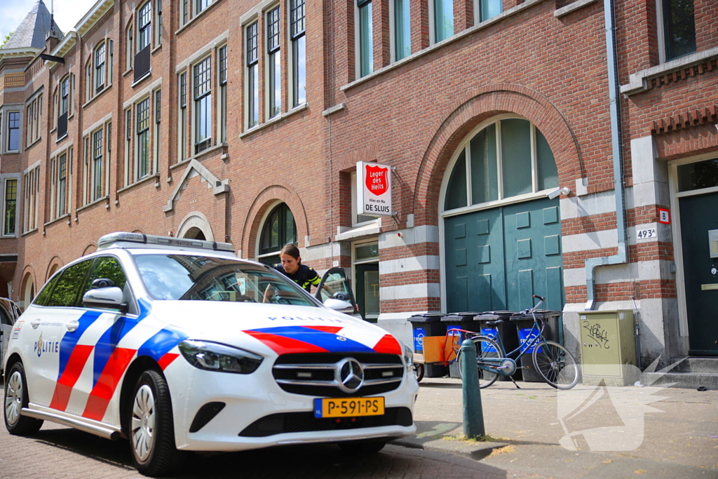 Gewonde bij steekincident, politie houdt verdachte aan